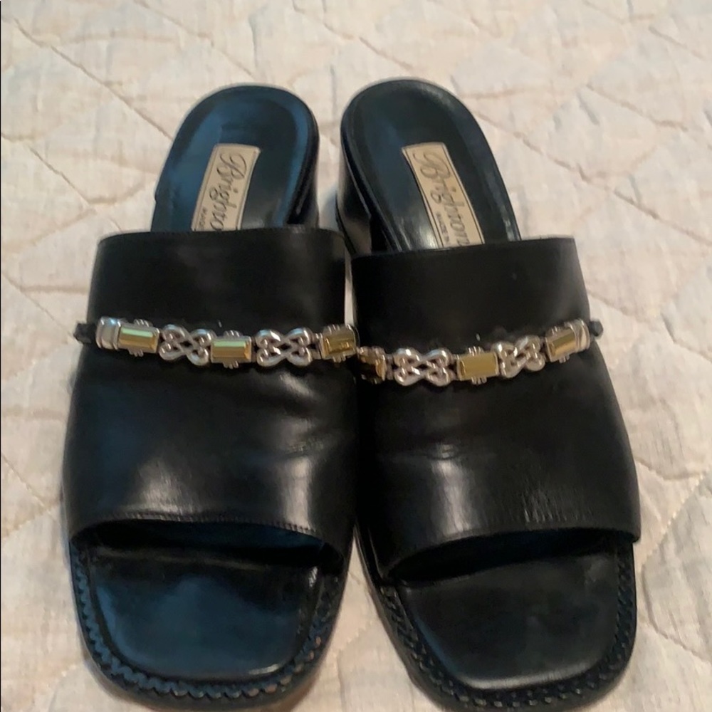 Excellent condition Brighton slides, beautiful!